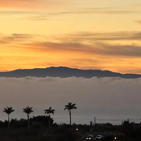 아파트 Tenerife Holidays 아데제