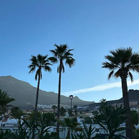 Tenerife Holidays * 아데제