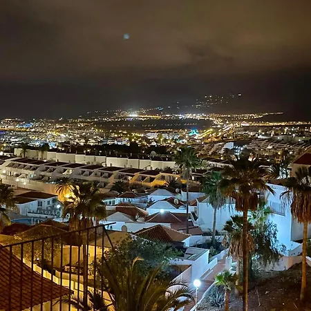 Tenerife Holidays 아데제